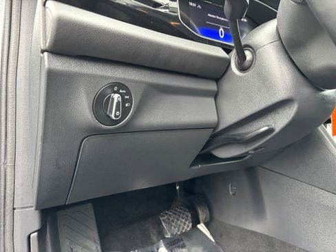 Used 2025 Volkswagen Jetta S FWD image 22