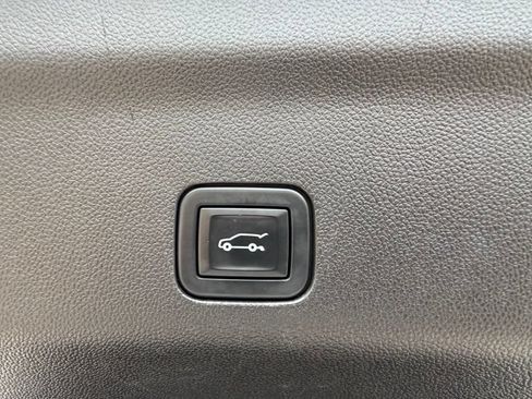 Used 2021 GMC Yukon AT4 w/ AT4 Premium Plus Package AWD/4WD image 40