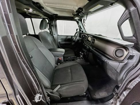 Used 2021 Jeep Wrangler Unlimited Sport AWD/4WD image 30