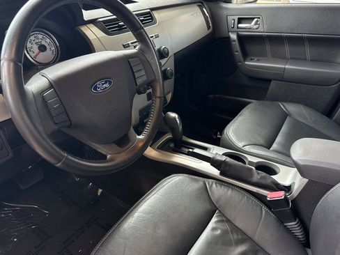 Used 2010 Ford Focus SEL FWD image 10