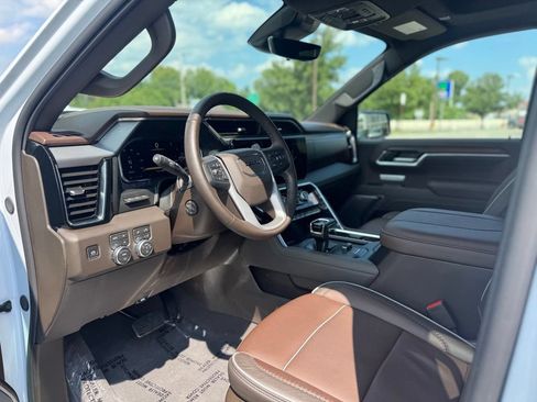 Used 2026 GMC Sierra 1500 Denali w/ Denali Reserve Package AWD/4WD image 14