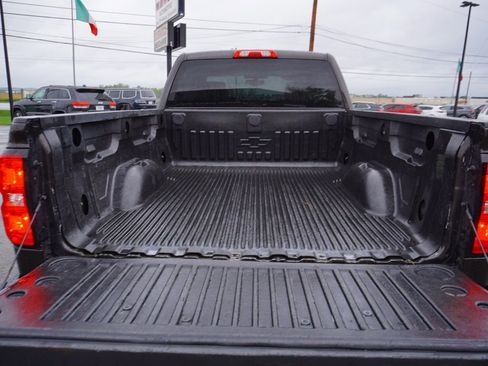 Used 2018 Chevrolet Silverado 1500 LT w/ All Star Edition image 25