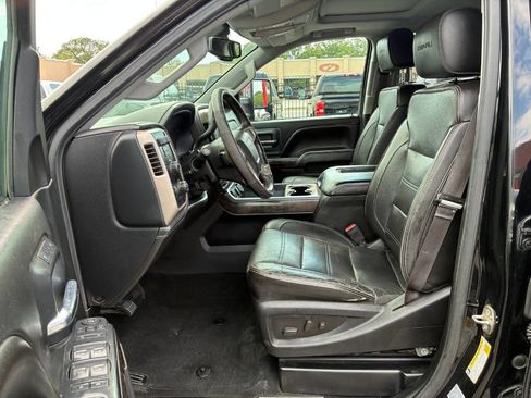 Used 2016 GMC Sierra 2500 Denali w/ Duramax Plus Package AWD/4WD image 9