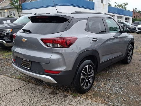 Certified 2026 Chevrolet TrailBlazer LT w/ Convenience Package FWD image 8