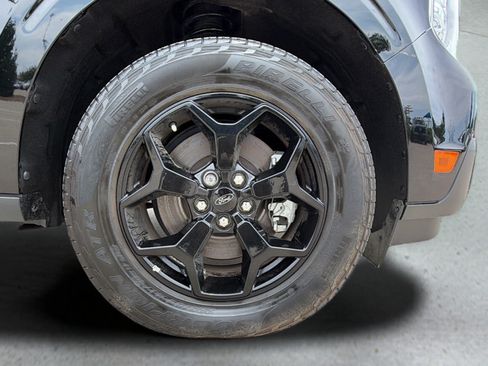 Used 2024 Ford Maverick Lariat w/ FX4 Off-Road Package AWD/4WD image 22