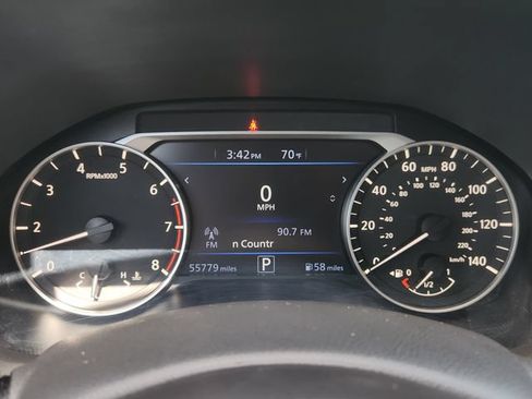 Used 2022 Nissan Altima 2.5 SV FWD image 16