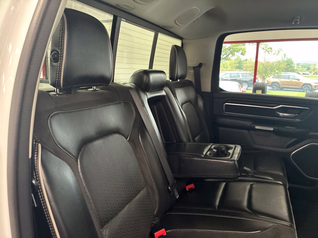 Used 2022 RAM 1500 Laramie w/ Off Road Group AWD/4WD image 39