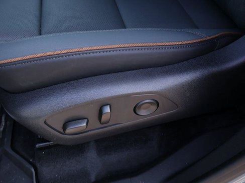 New 2026 GMC Acadia AT4 w/ Luxury Package image 25