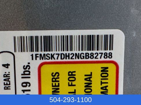 Used 2022 Ford Explorer XLT image 32