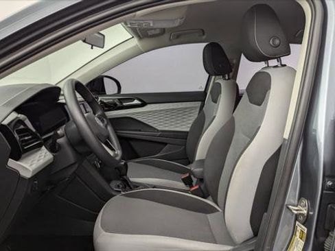 Used 2022 Volkswagen Taos S image 16