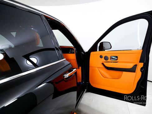 New 2026 Rolls-Royce Cullinan AWD/4WD image 32