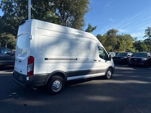 Used 2023 Ford Transit 250 148 High Roof AWD image 9