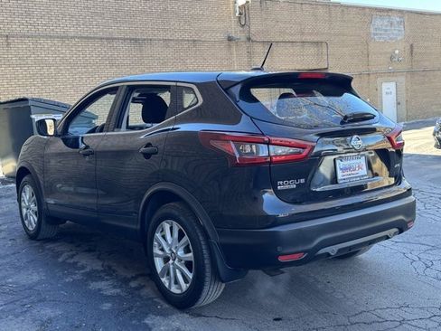 Used 2022 Nissan Rogue Sport S image 14
