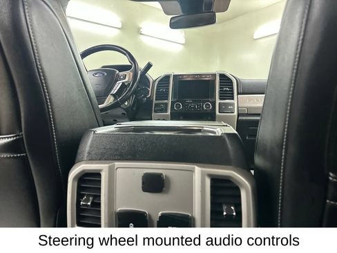 Used 2020 Ford F350 Lariat w/ Lariat Value Package AWD/4WD image 32