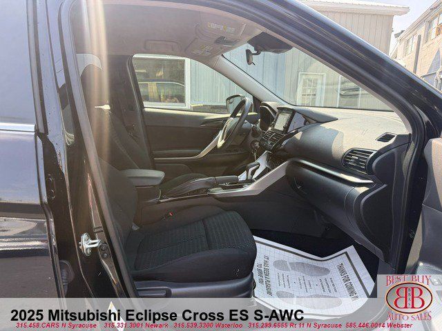 Used 2025 Mitsubishi Eclipse Cross ES AWD/4WD image 12