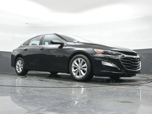Used 2022 Chevrolet Malibu LT FWD image 44