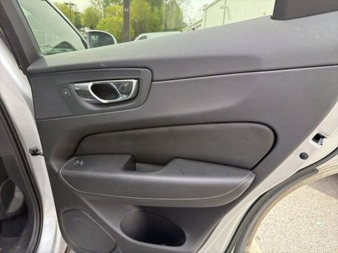 Used 2021 Volvo XC60 T5 Inscription w/ Protection Package Premier image 13