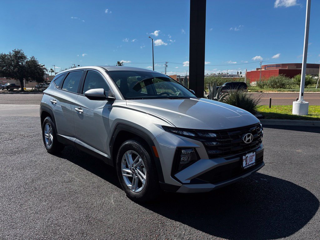 Certified 2026 Hyundai Tucson SE FWD image 7