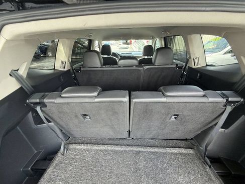 Used 2021 Volkswagen Atlas SE FWD image 22