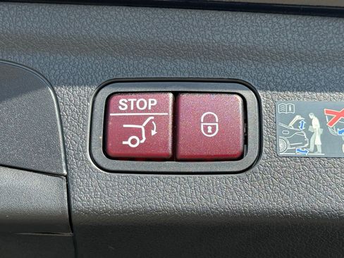 New 2025 Mercedes-Benz GLE 580 4MATIC image 12