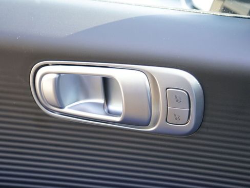 Certified 2025 Hyundai Ioniq 6 Limited image 32