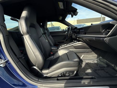 Used 2020 Porsche 911 Carrera 4S image 27