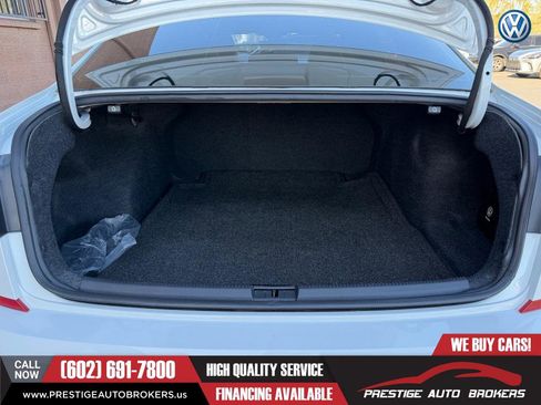 Used 2020 Volkswagen Passat 2.0T R-Line FWD image 14