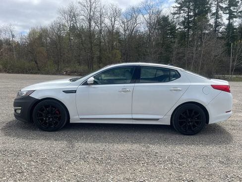 Used 2013 Kia Optima SX w/ Limited Pkg FWD image 2