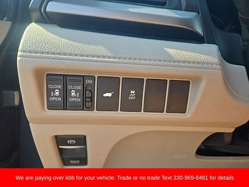 Used 2025 Honda Odyssey EX-L image 13