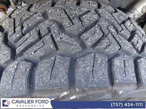 Used 2020 Jeep Gladiator Sport w/ Quick Order Package 24S image 12