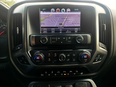 Used 2017 Chevrolet Silverado 1500 LTZ Z71 w/ Redline Edition image 30