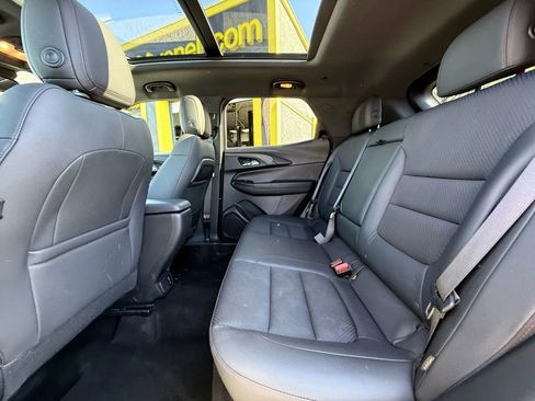 Used 2022 Chevrolet TrailBlazer RS w/ Sun and Liftgate Package image 26