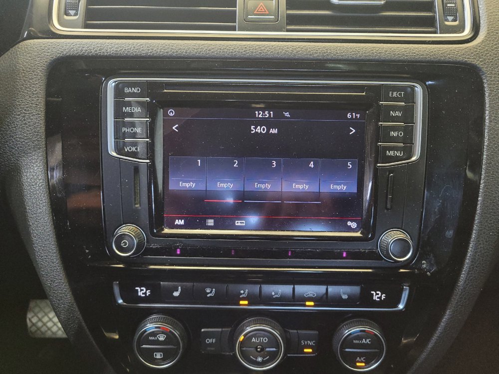 Used 2017 Volkswagen Jetta SEL FWD image 25