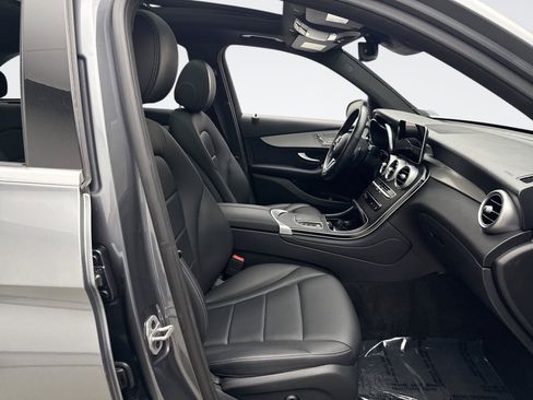 Used 2022 Mercedes-Benz GLC 300 4MATIC image 16