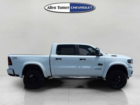 Used 2026 RAM 1500 Big Horn AWD/4WD image 3
