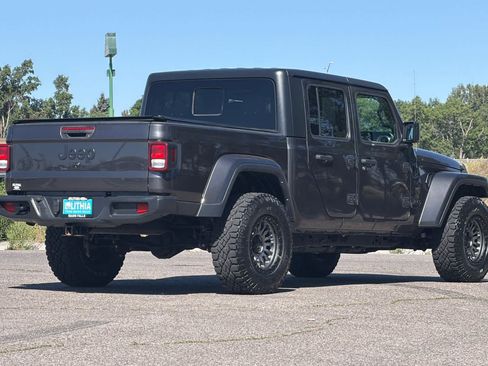 Used 2023 Jeep Gladiator Sport AWD/4WD image 2