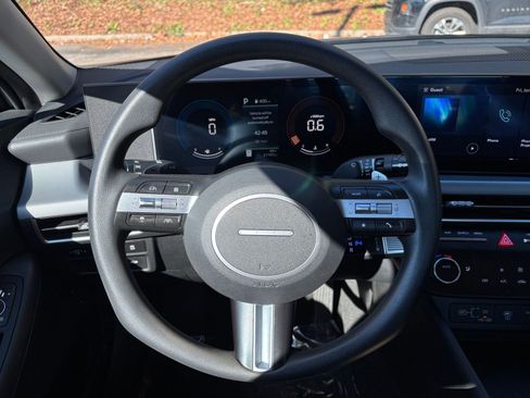 Used 2025 Hyundai Sonata SEL image 34