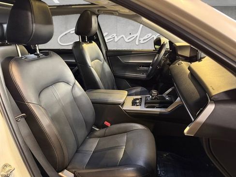 Used 2024 MAZDA CX-90 3.3 Turbo w/ Premium Package image 15