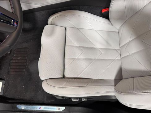 New 2026 BMW XM Label Red image 30