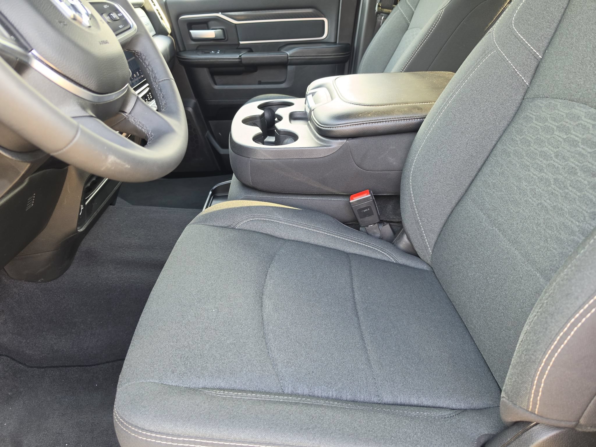 Used 2025 RAM 2500 Big Horn AWD/4WD image 14