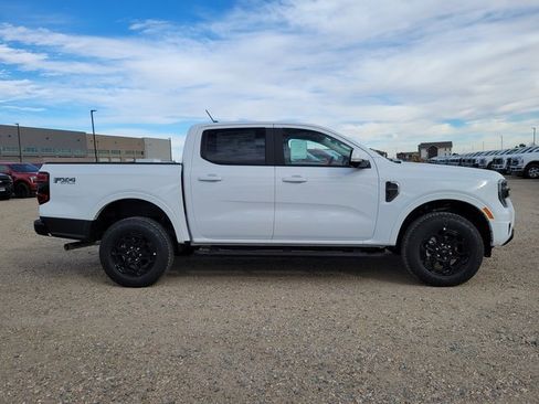 New 2025 Ford Ranger Lariat w/ FX4 Off-Road Package image 2