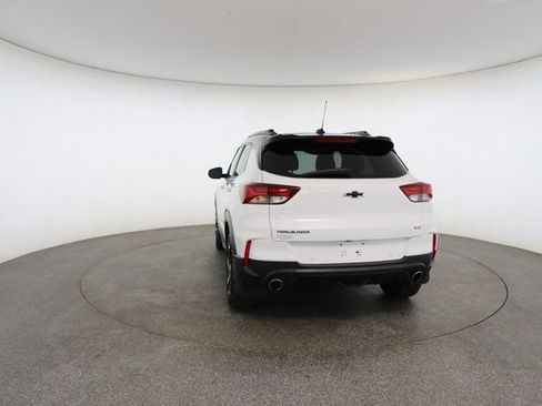 Used 2021 Chevrolet TrailBlazer RS w/ Technology Package image 13