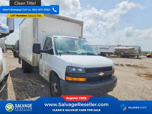 Used 2020 Chevrolet Express 4500 RWD image 5