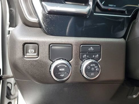 Used 2023 GMC Sierra 1500 Elevation RWD image 29