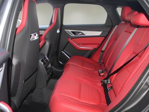 New 2026 Jaguar F-PACE R-Dynamic S image 13
