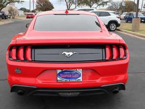 Used 2021 Ford Mustang Coupe image 12