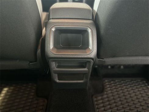 Used 2024 Volkswagen Taos S image 23