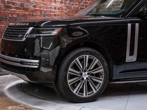 Used 2024 Land Rover Range Rover Long Wheelbase Autobiography AWD/4WD image 4
