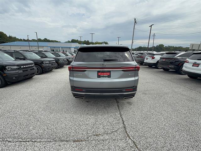 Used 2026 Buick Enclave Preferred AWD/4WD image 4