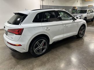 New 2024 Audi Q5 e Prestige video 3